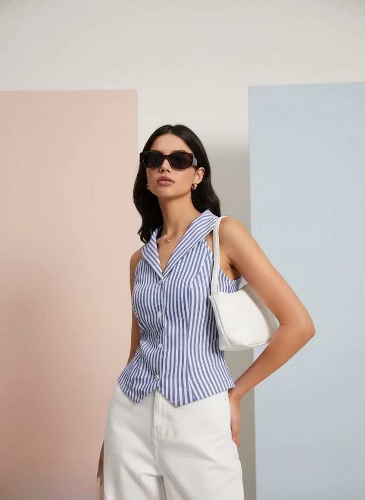 Halter Neck Collared Sleeveless Tank Top